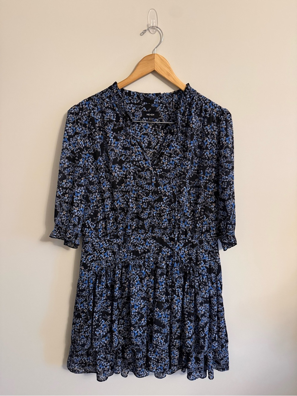 ME + EM SHORT FRILL DRESS - Picture 4 of 11